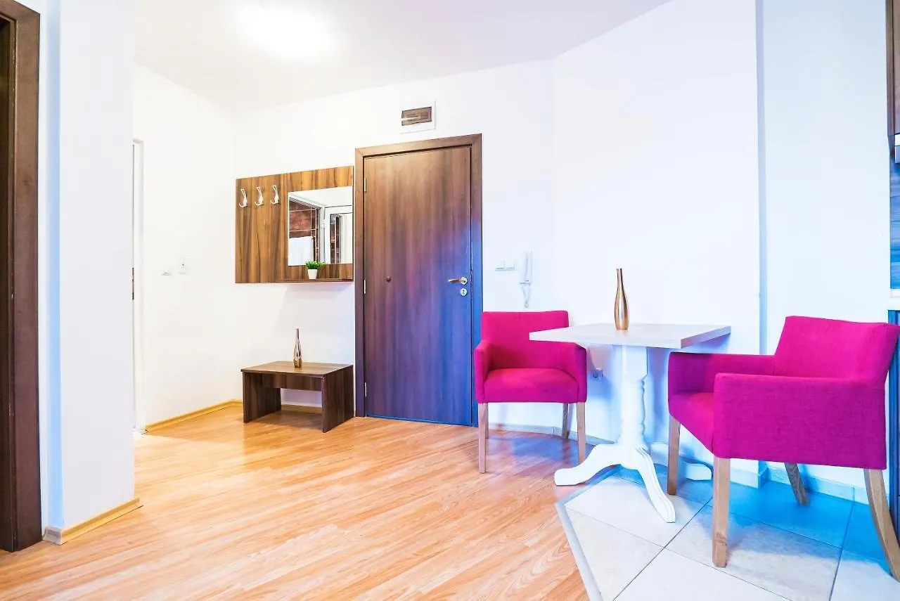 Apartments In Hotel Admiral Plaza Slantschew brjag